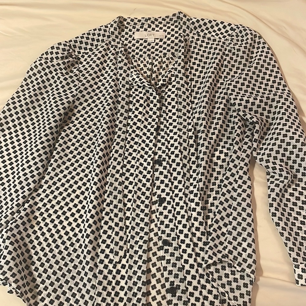 Loft medium petite shirt